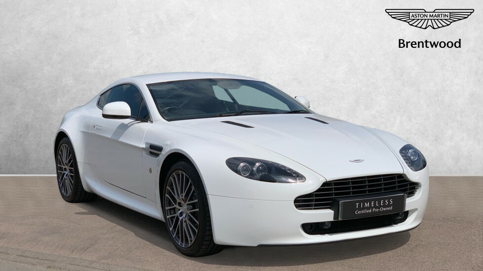 Aston Martin V8 Hatchback Silver #1