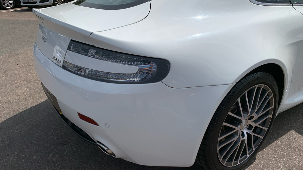 Aston Martin V8 Hatchback Silver #9