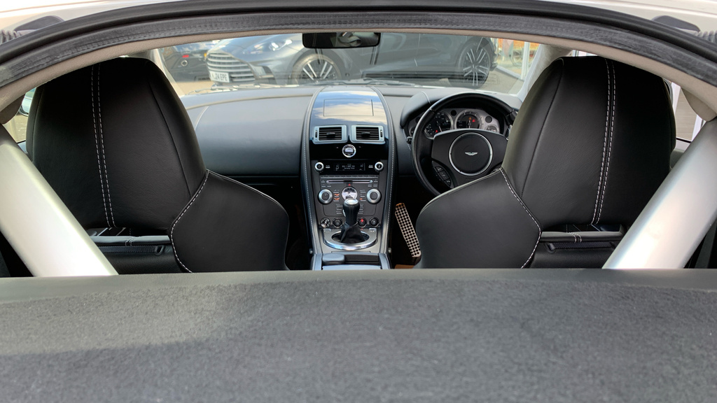 Aston Martin V8 Hatchback Silver #26