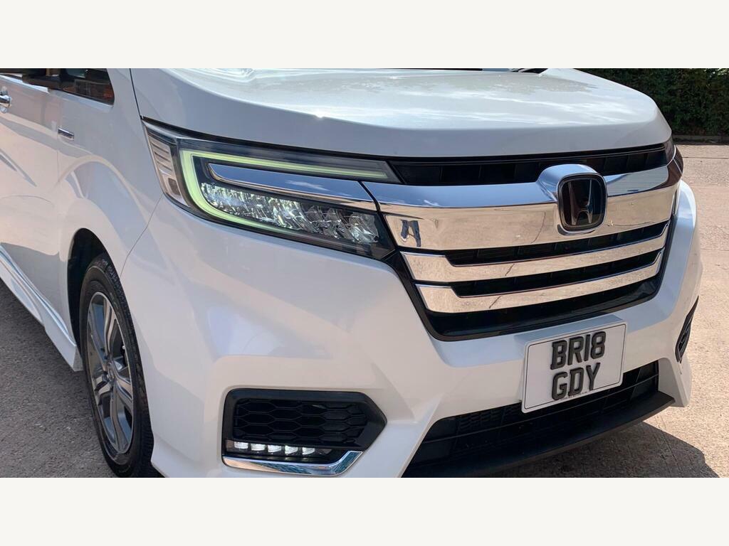 Honda StepWagon Spada 2.0 Hybrid 7 Seats Silver #6