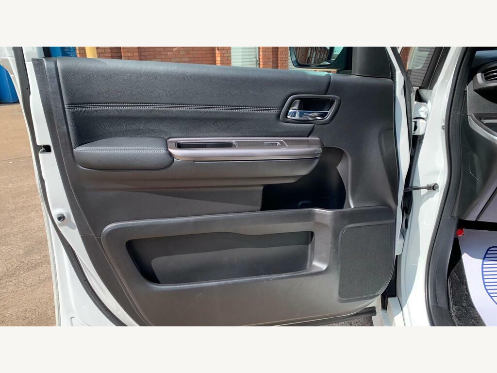 Honda StepWagon Spada 2.0 Hybrid 7 Seats Silver #52