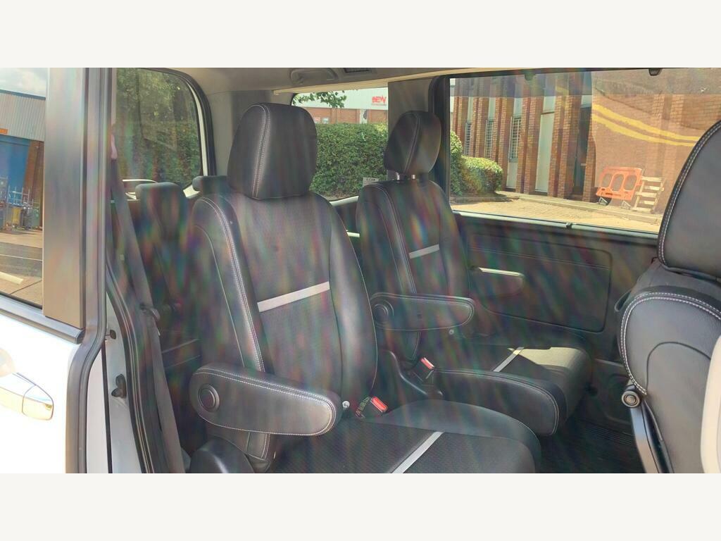 Honda StepWagon Spada 2.0 Hybrid 7 Seats Silver #30