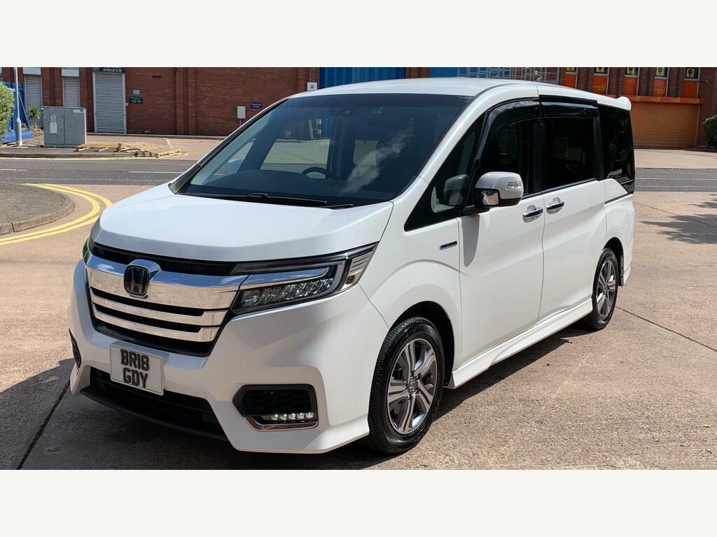 Honda StepWagon Spada 2.0 Hybrid 7 Seats Silver #3