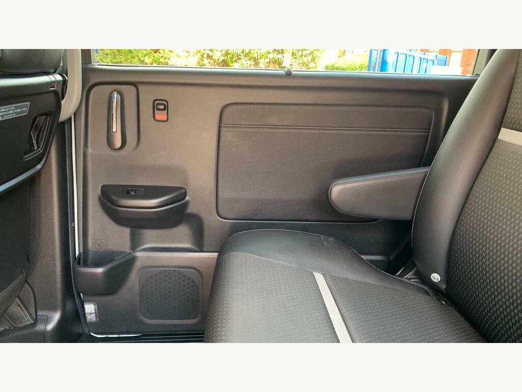 Honda StepWagon Spada 2.0 Hybrid 7 Seats Silver #47