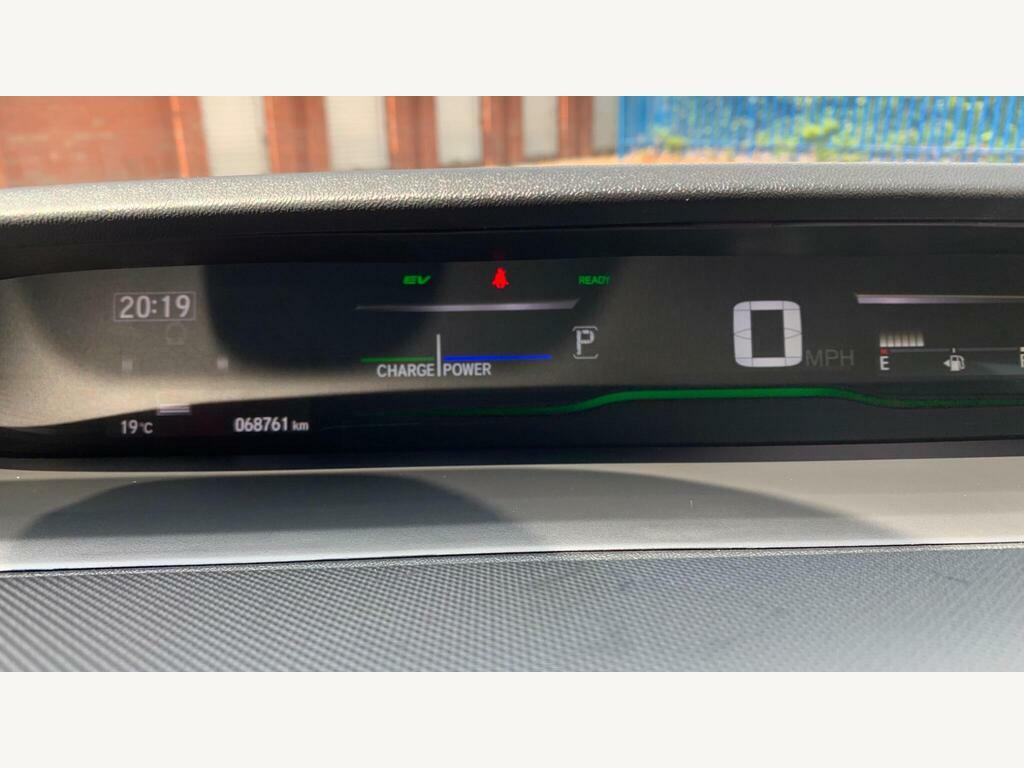 Honda StepWagon Spada 2.0 Hybrid 7 Seats Silver #78