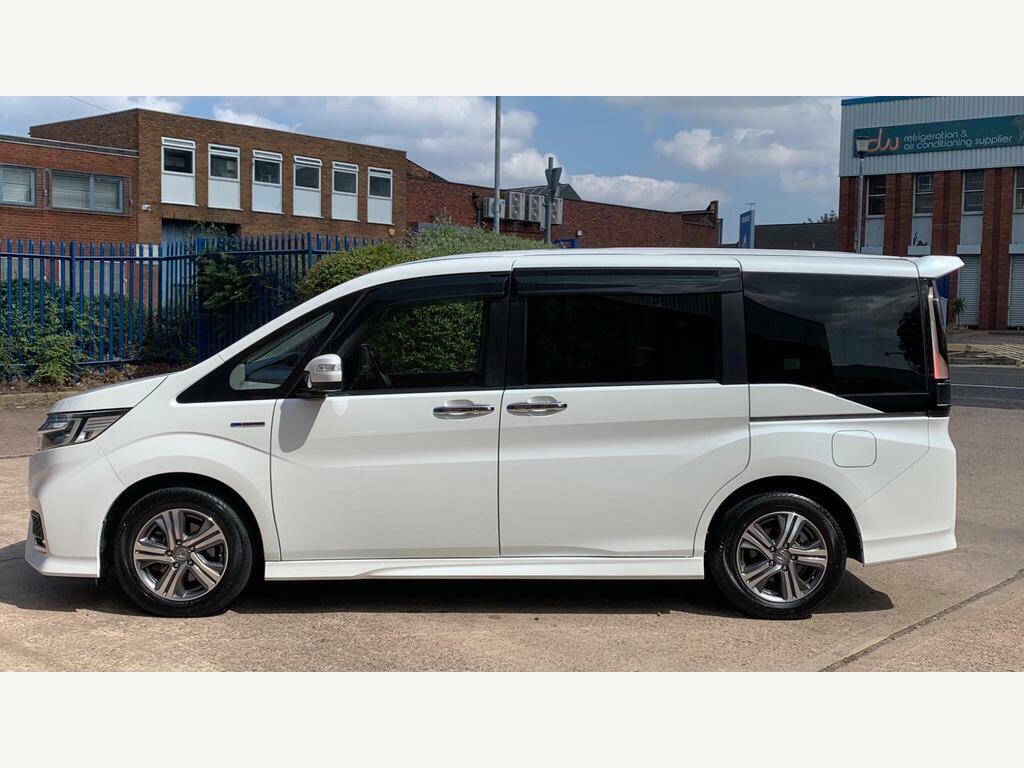 Honda StepWagon Spada 2.0 Hybrid 7 Seats Silver #8