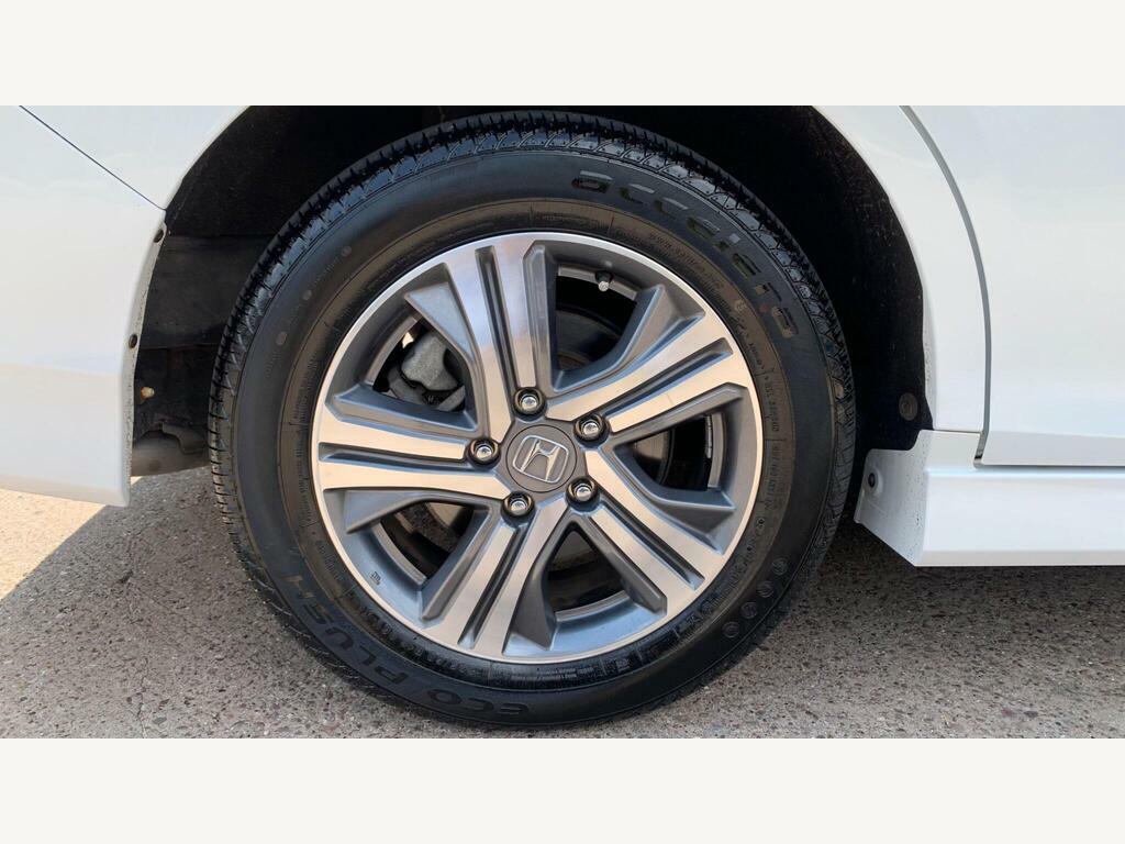 Honda StepWagon Spada 2.0 Hybrid 7 Seats Silver #21