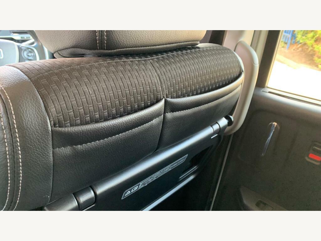 Honda StepWagon Spada 2.0 Hybrid 7 Seats Silver #74