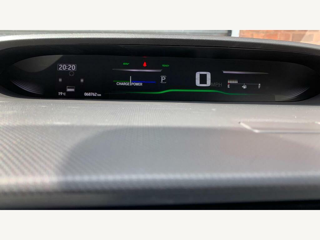Honda StepWagon Spada 2.0 Hybrid 7 Seats Silver #79