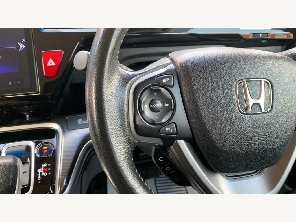 Honda StepWagon Spada 2.0 Hybrid 7 Seats Silver #61
