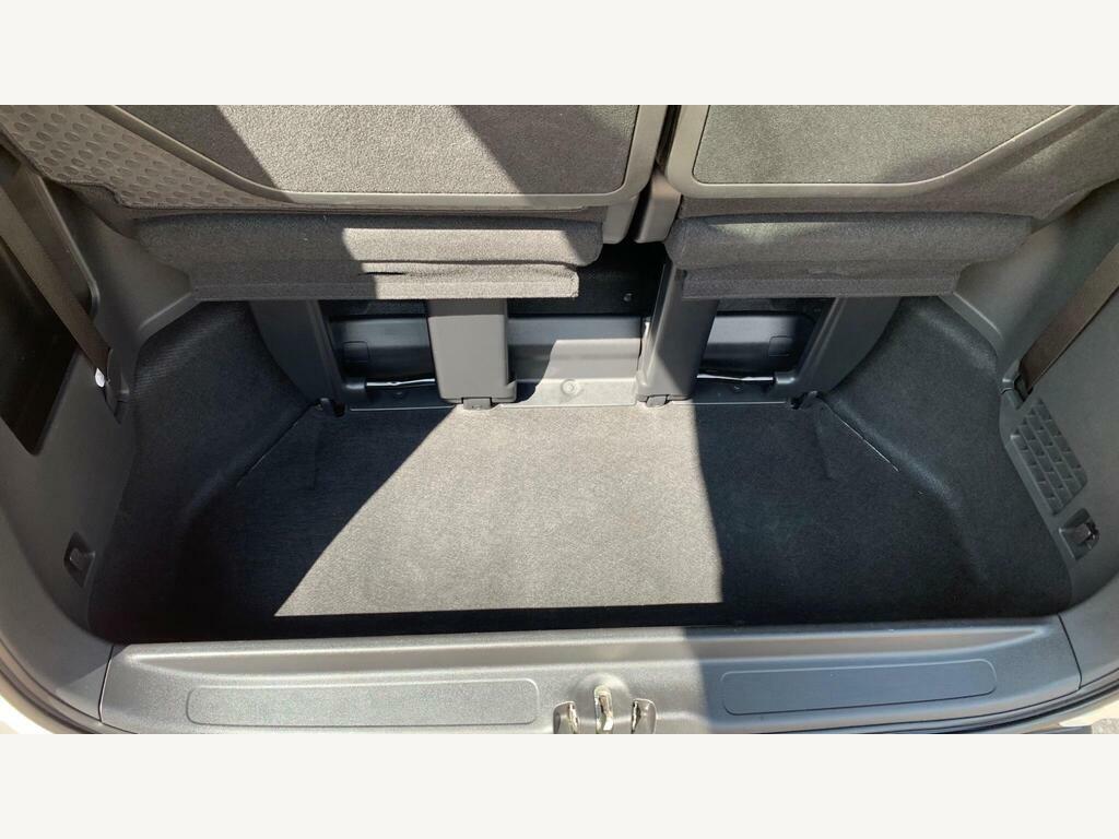 Honda StepWagon Spada 2.0 Hybrid 7 Seats Silver #29