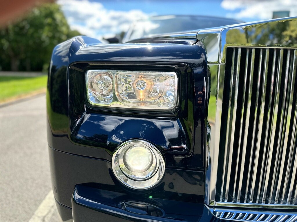 Rolls-Royce Phantom Saloon Black #15