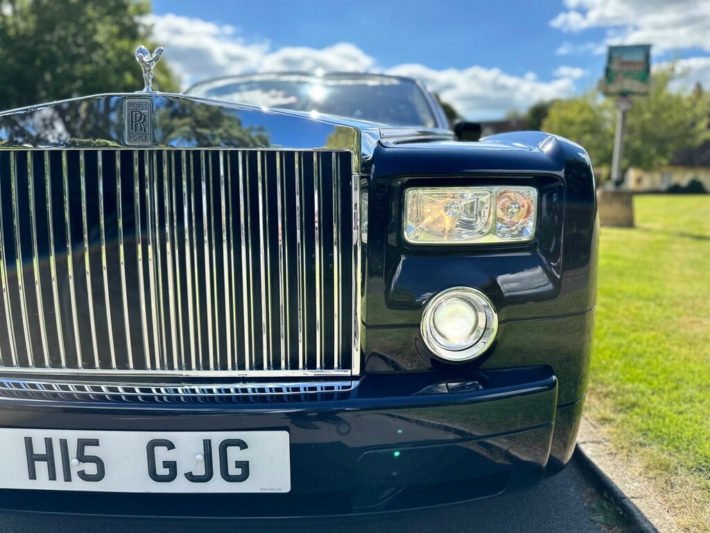 Rolls-Royce Phantom Saloon Black #16