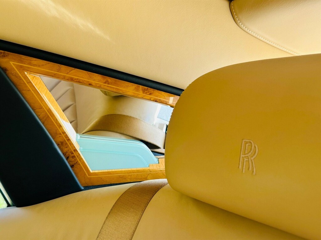 Rolls-Royce Phantom Saloon Black #73
