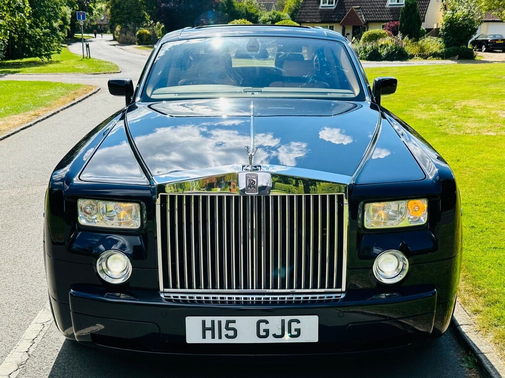 Rolls-Royce Phantom Saloon Black #10