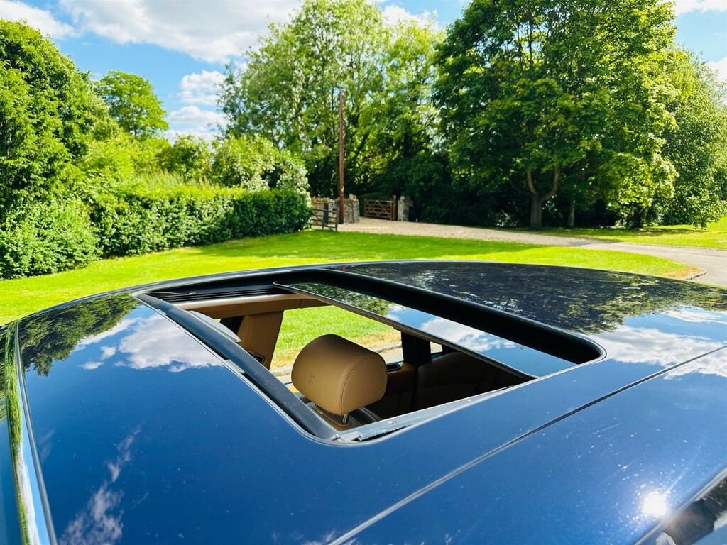 Rolls-Royce Phantom Saloon Black #94