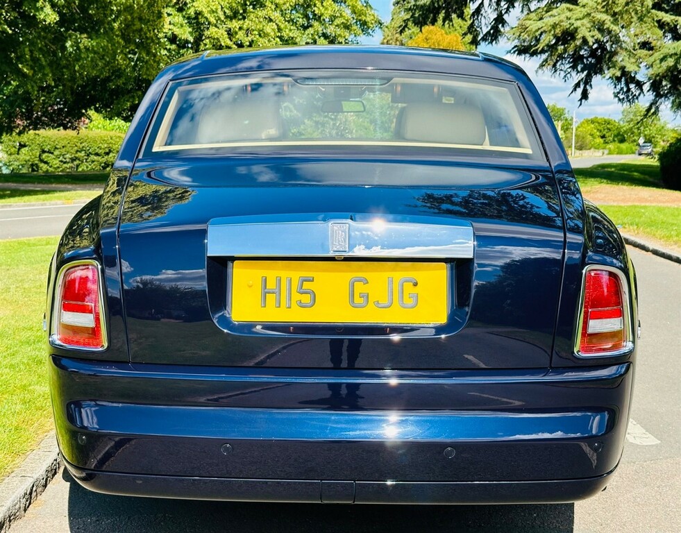 Rolls-Royce Phantom Saloon Black #5