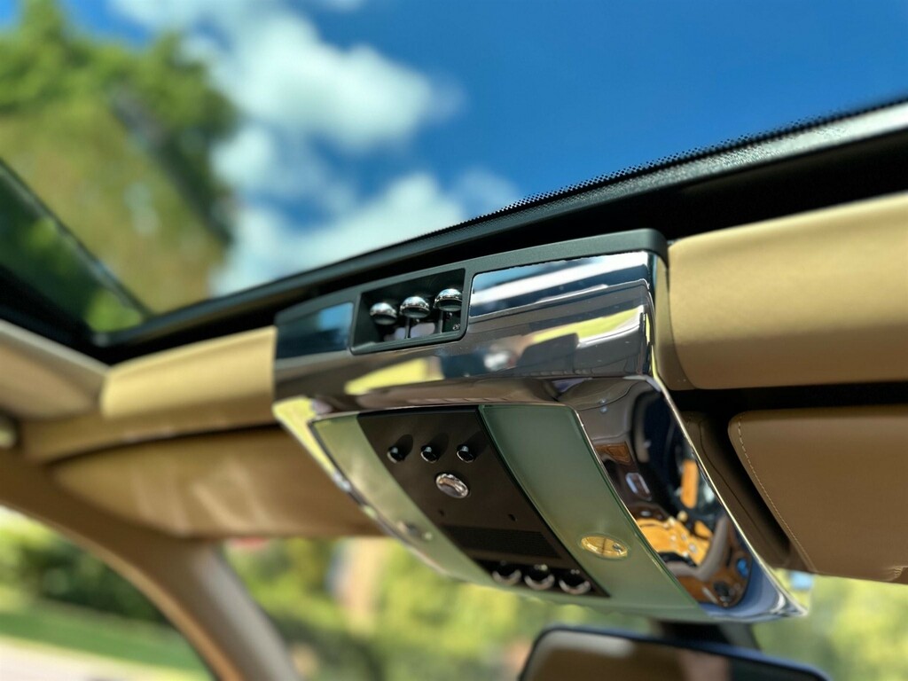 Rolls-Royce Phantom Saloon Black #86