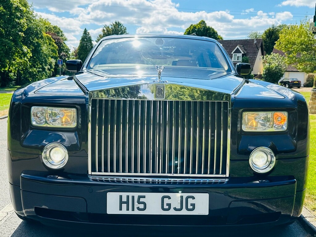 Rolls-Royce Phantom Saloon Black #9