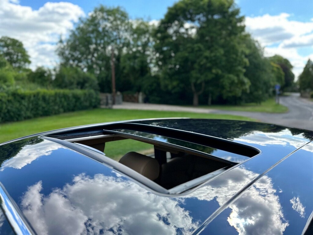 Rolls-Royce Phantom Saloon Black #23