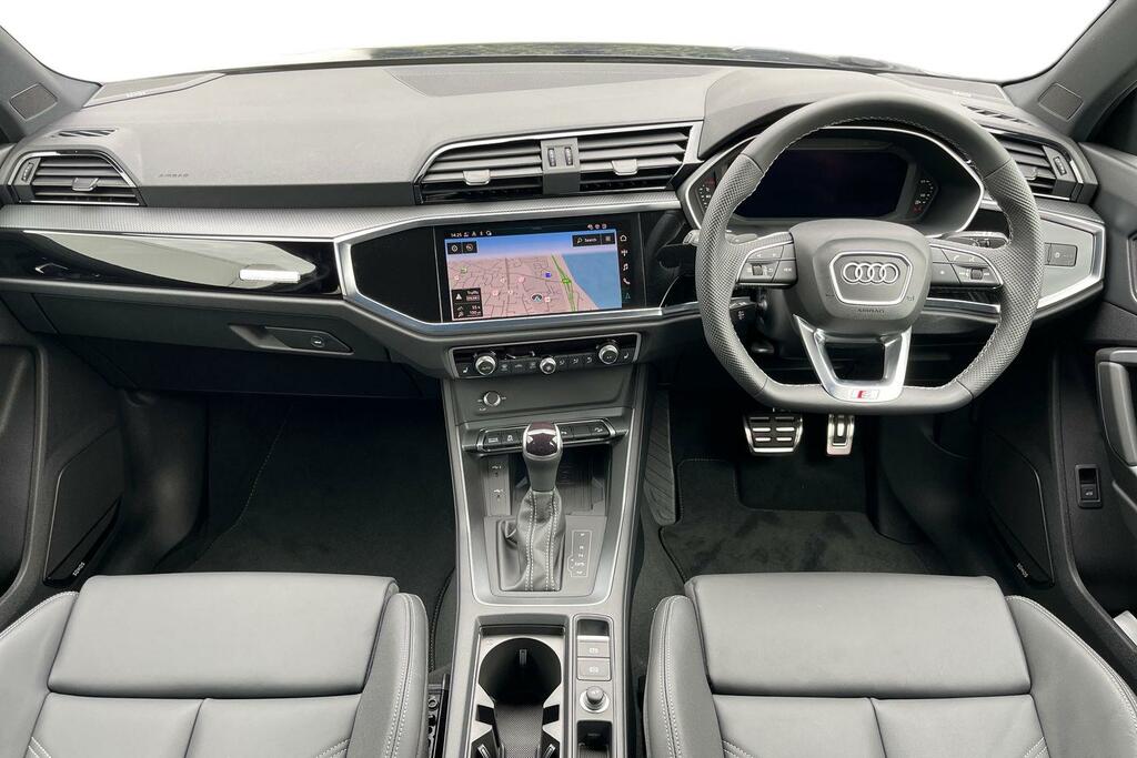 Audi Q3  Red #10