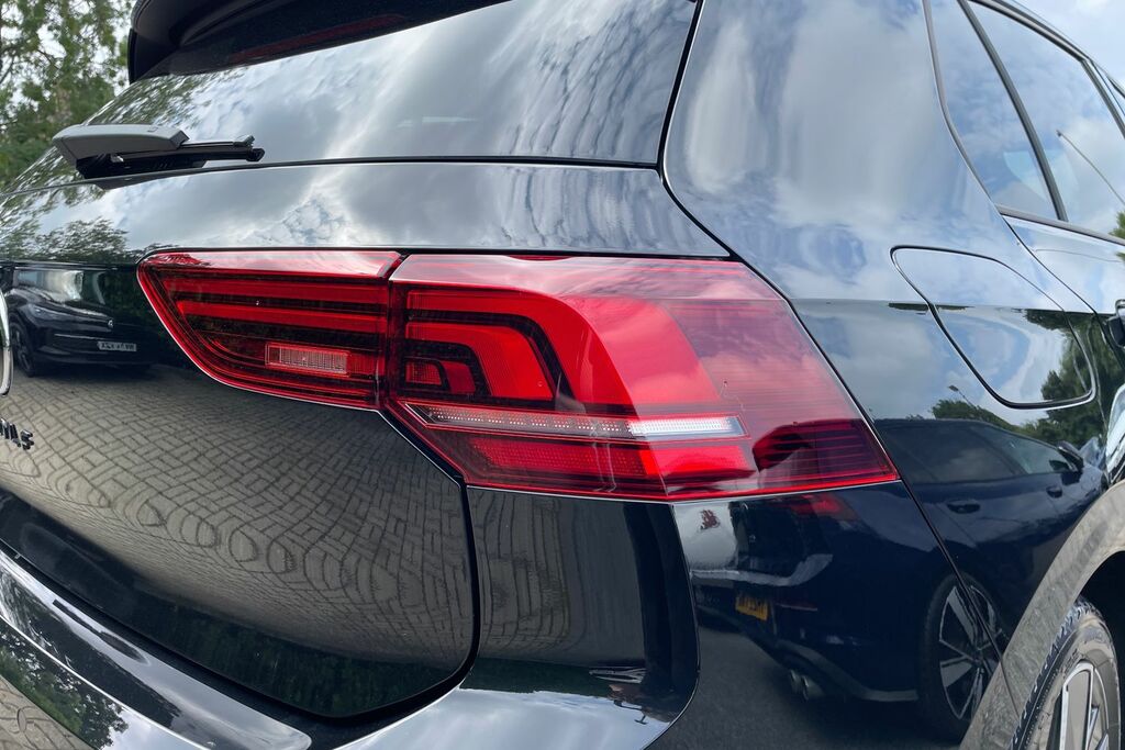 Volkswagen Golf Black #18