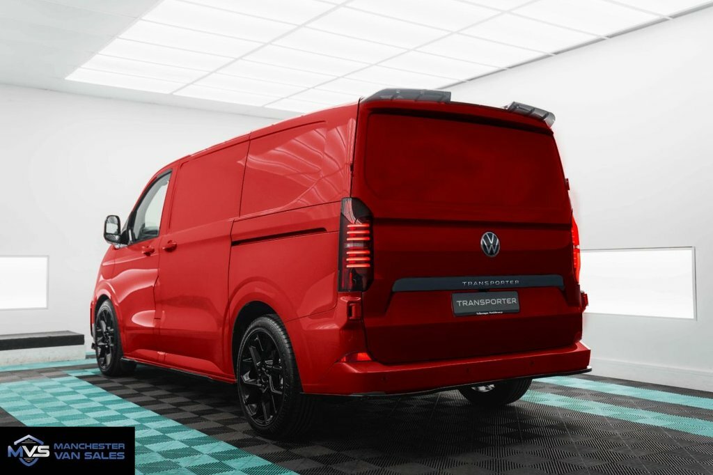 Volkswagen Transporter Mpv  Red #2