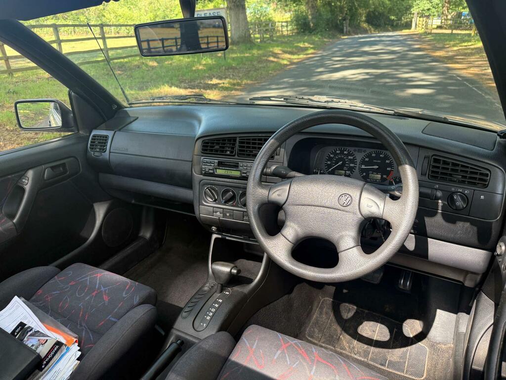 Volkswagen Golf 1.8 Gl White #17