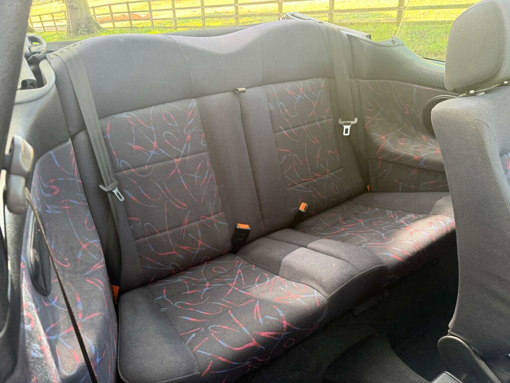 Volkswagen Golf 1.8 Gl White #23
