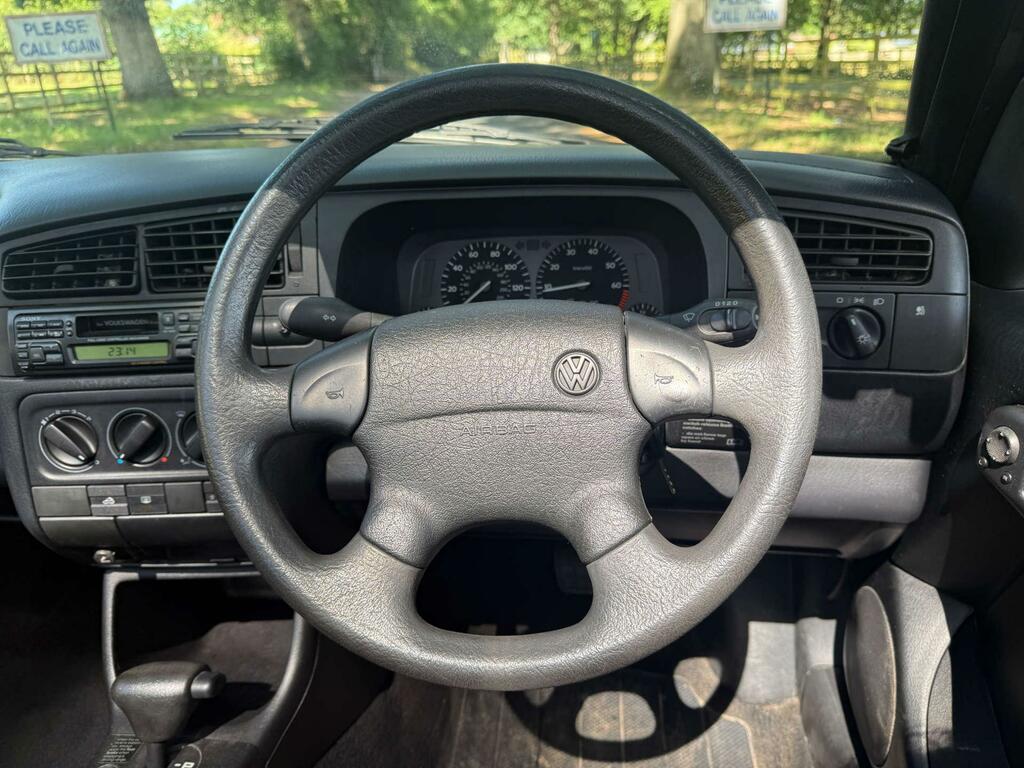 Volkswagen Golf 1.8 Gl White #18