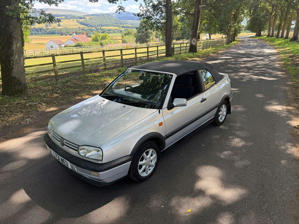Volkswagen Golf 1.8 Gl White #30