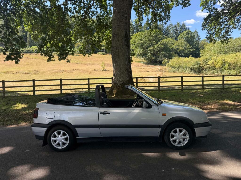Volkswagen Golf 1.8 Gl White #2