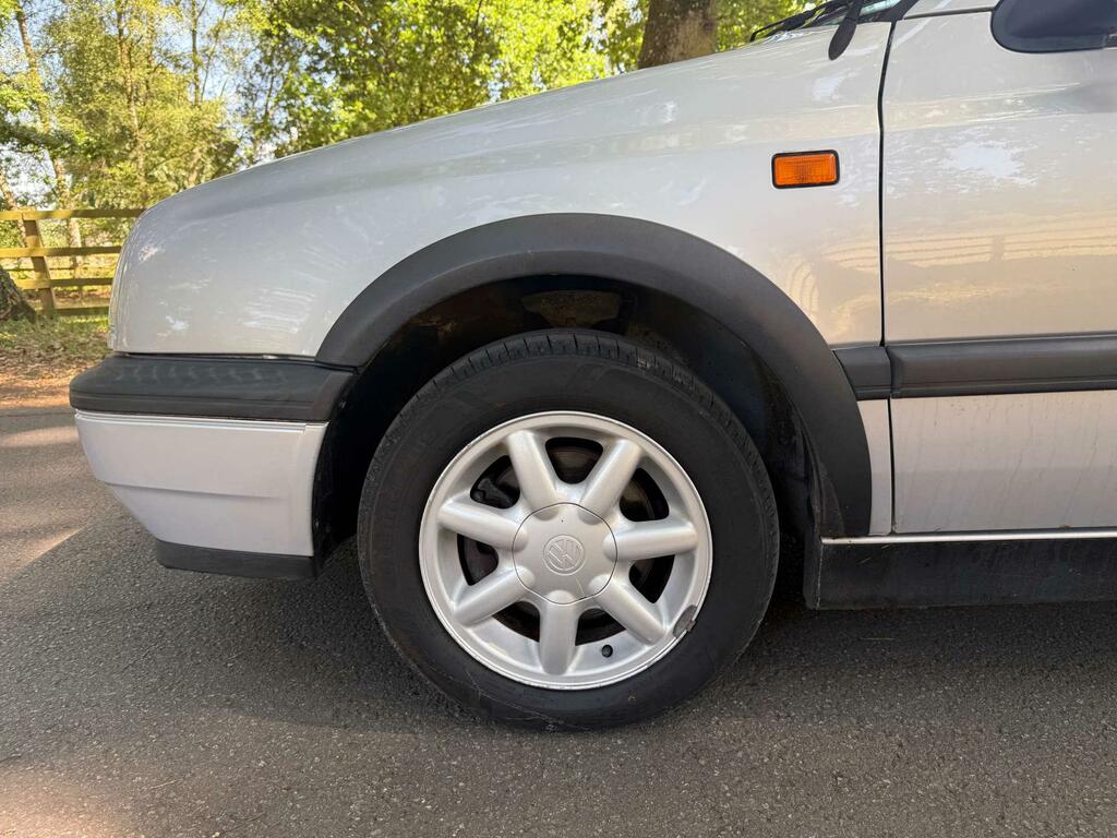Volkswagen Golf 1.8 Gl White #14