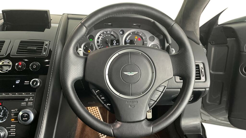Aston Martin V8 Coupe Manual Silver #8