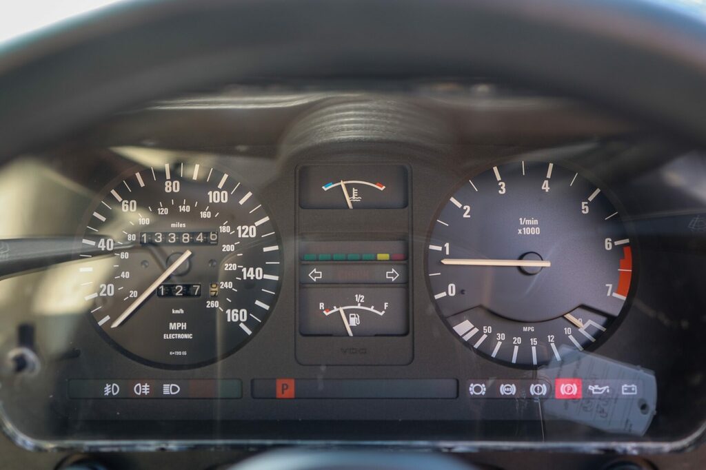 BMW 6 Series 3.4 635Csi Highline 220 Bhp Blue #19