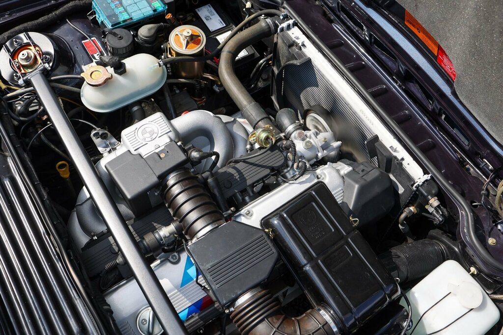 BMW 6 Series 3.4 635Csi Highline 220 Bhp Blue #56