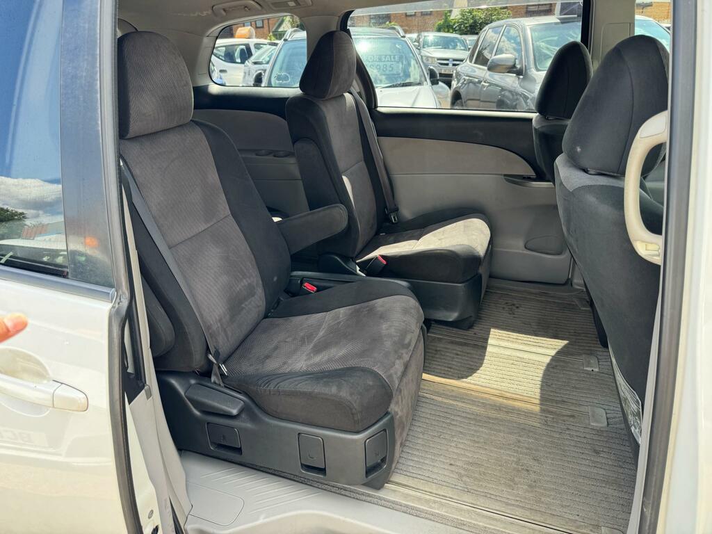 Toyota Estima 2.4 Hybrid White #20