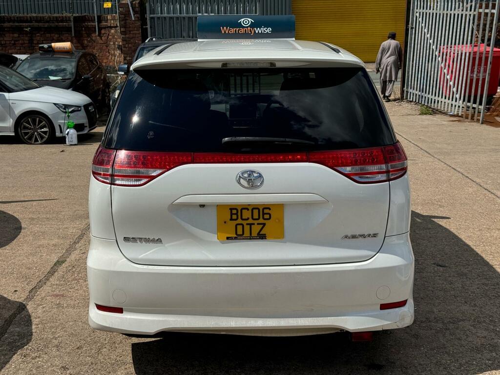 Toyota Estima 2.4 Hybrid White #7