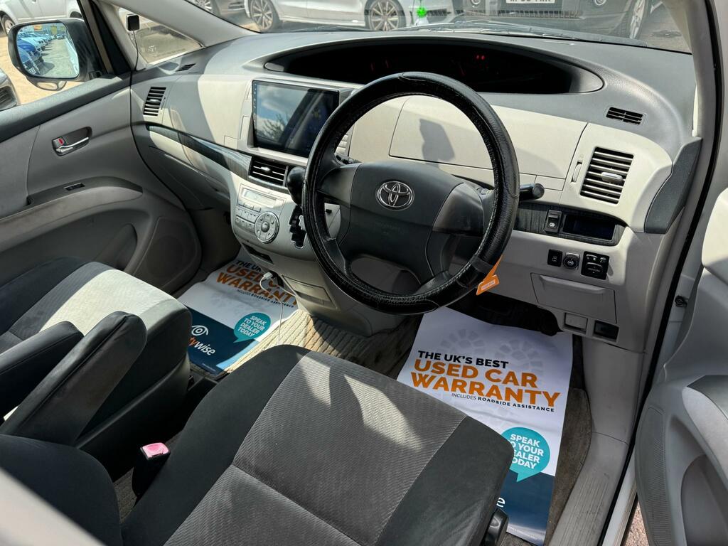 Toyota Estima 2.4 Hybrid White #5