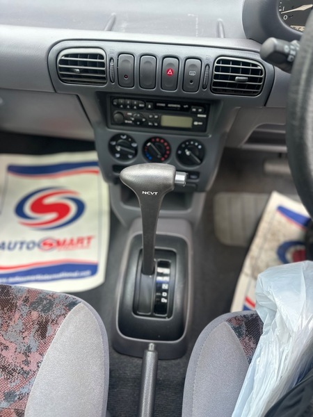 Nissan Micra Micra Shape White #31