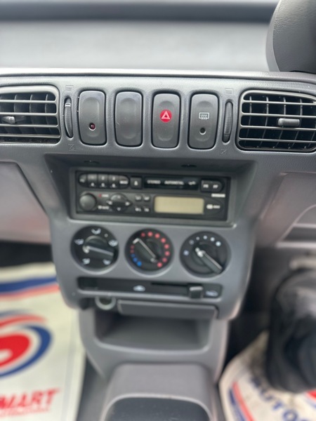 Nissan Micra Micra Shape White #29