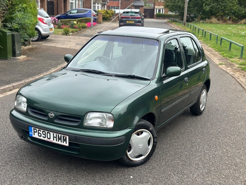 Nissan Micra Micra Shape White #4