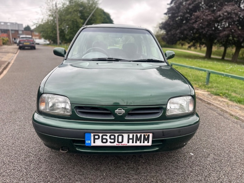 Nissan Micra Micra Shape White #13