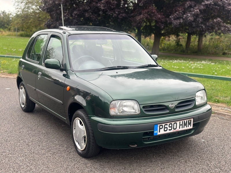Nissan Micra Micra Shape White #5