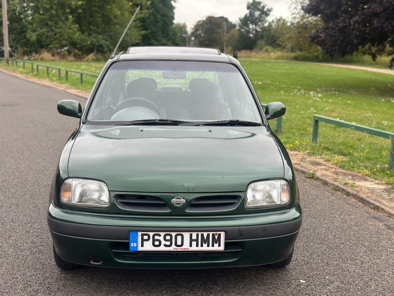 Nissan Micra Micra Shape White #6