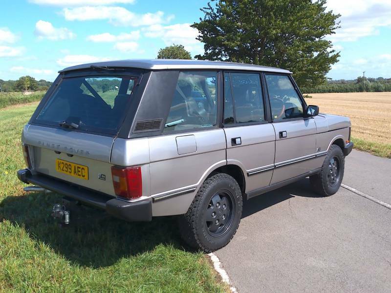 Land Rover Range Rover Suv 3.9 Vogue Se 1993L Black #4
