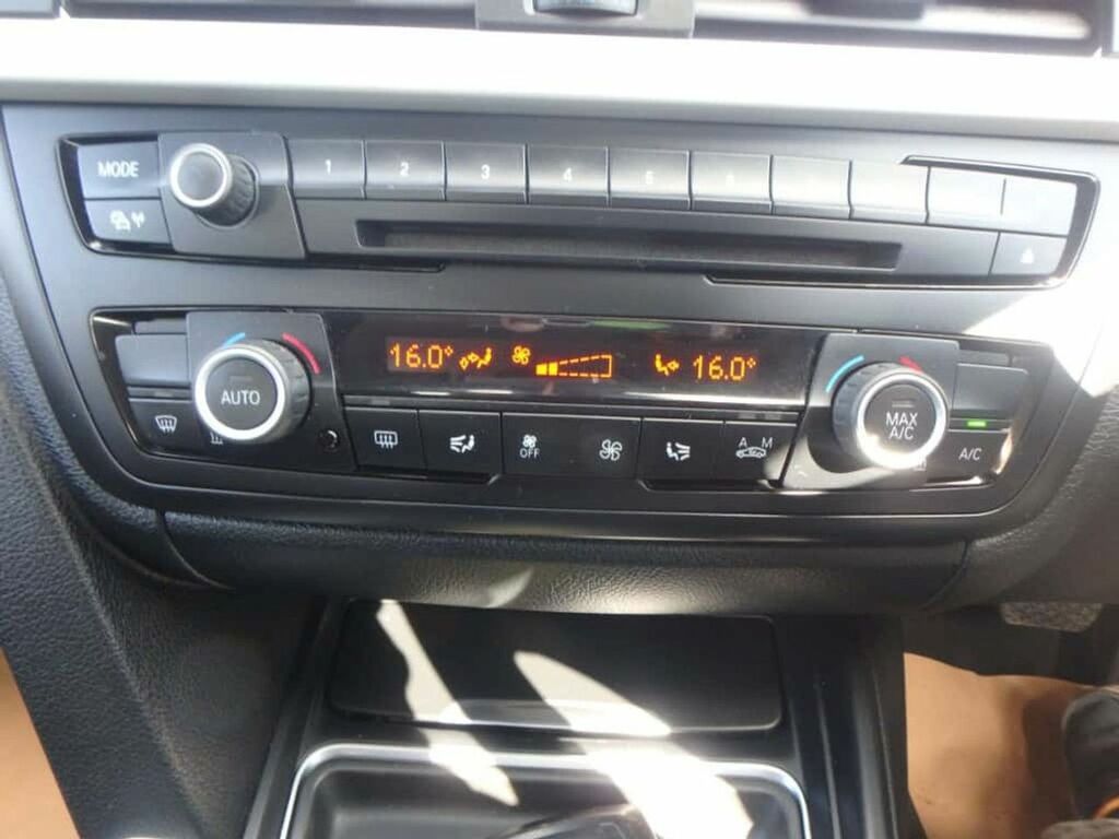 BMW 3 Series 320D Efficientdynamics..20 Road Tax, Great Econom YT13ARO Silver #2