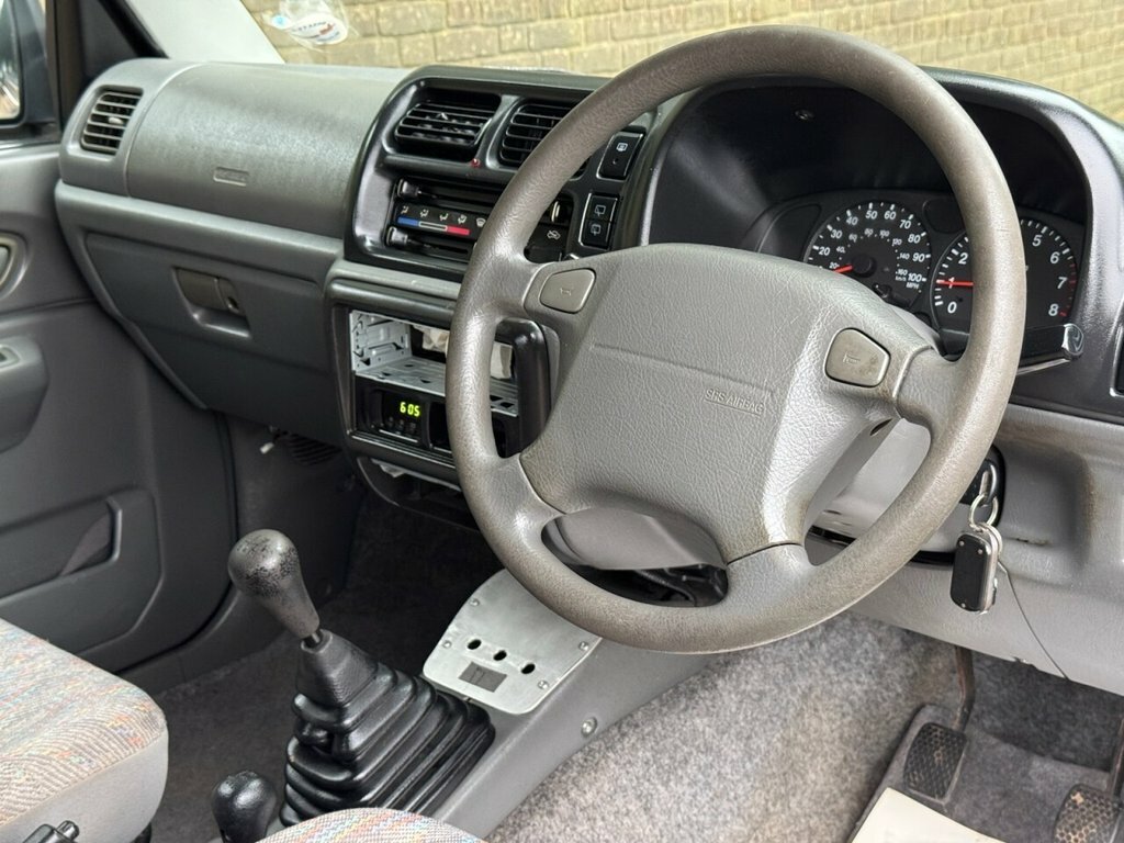 Suzuki Jimny 1.3 Jlx 79 Bhp Green #19