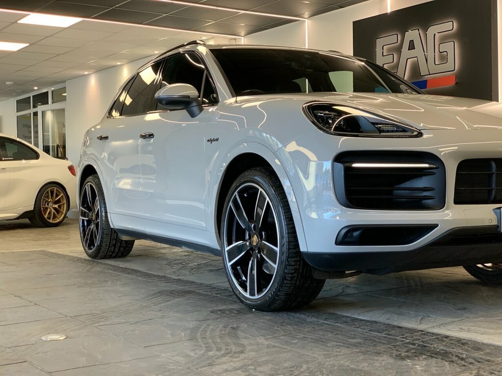 Porsche Cayenne 3L Platinum Edition LF72DWC Grey #4