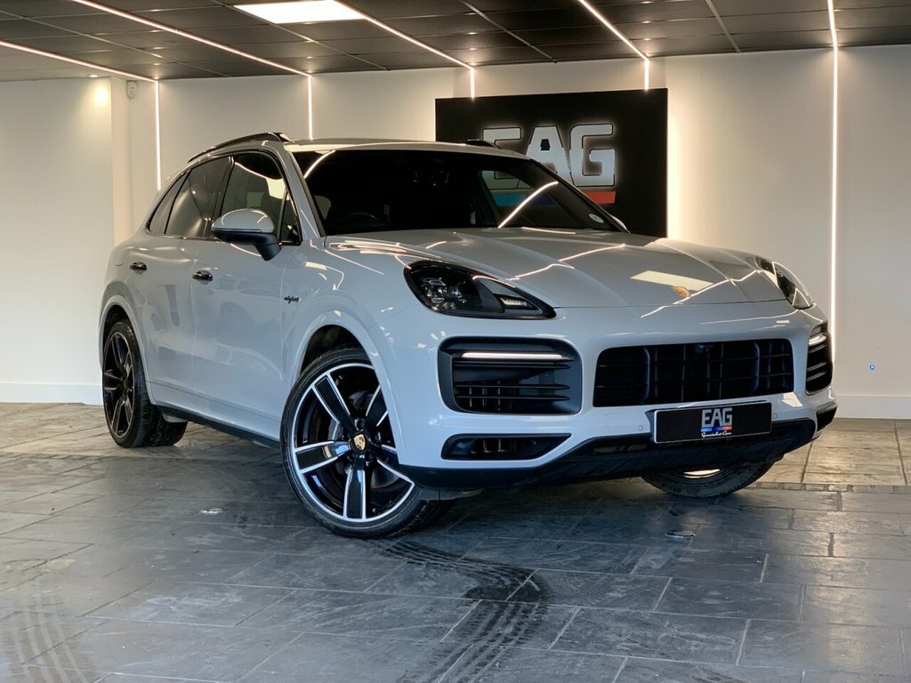 Porsche Cayenne 3L Platinum Edition Grey